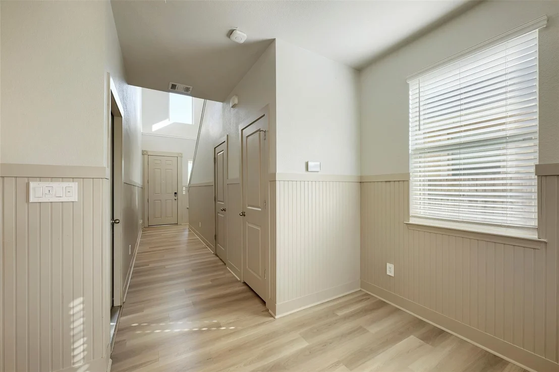 Photo of 148 Mountain Valley ST