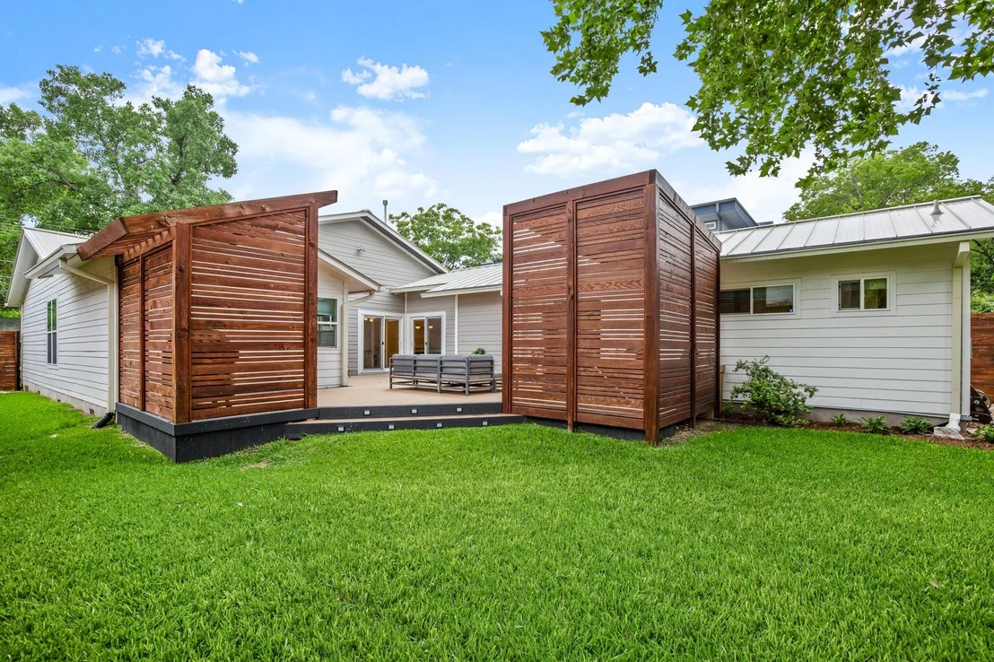Photo of 1002 Payne Ave