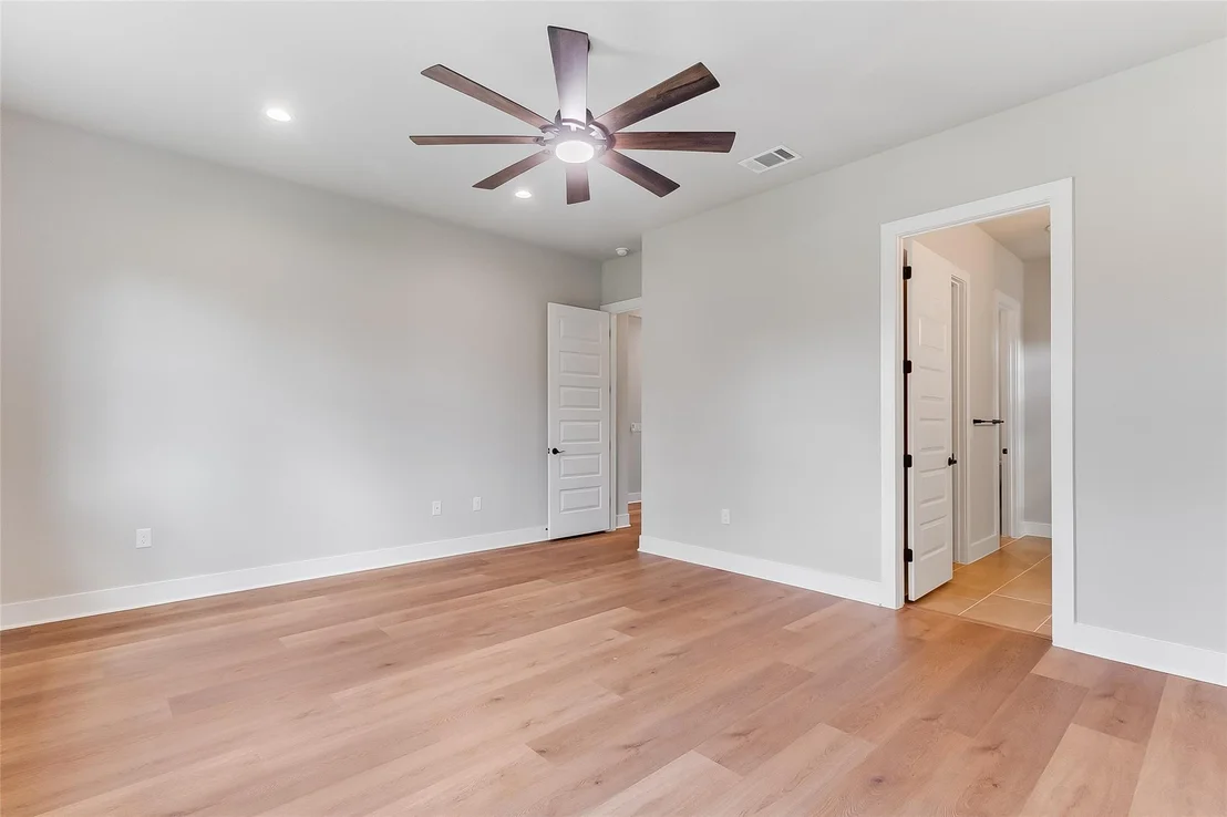 Photo of 124 Draper LN