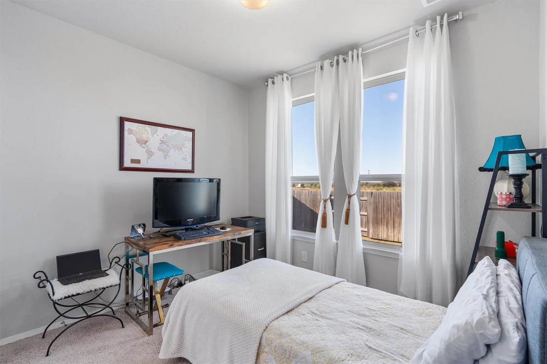 Photo of 508 Star Garnet CT