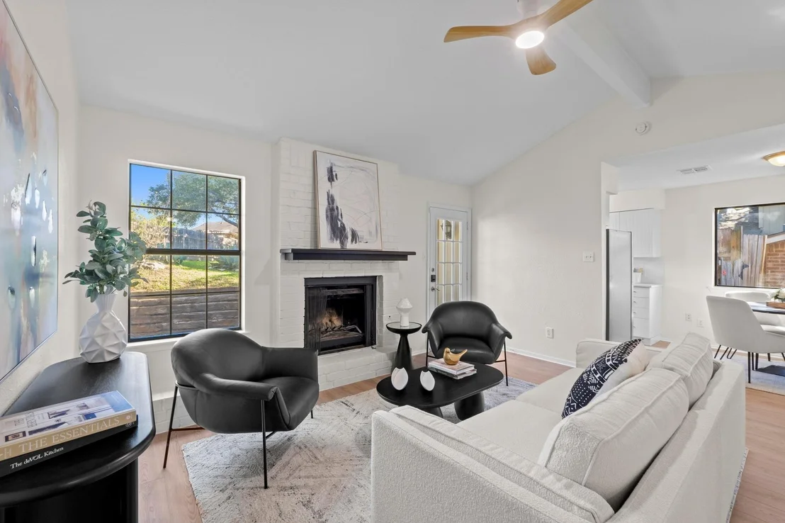 Photo of 6601 Sunstrip DR