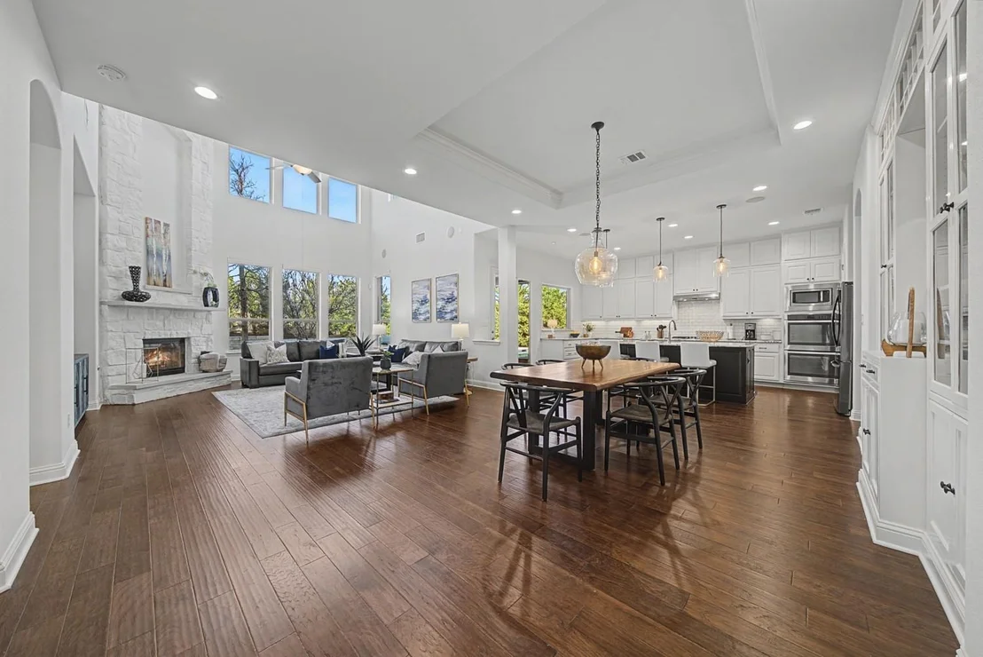 Photo of 18520 Dewitt PL