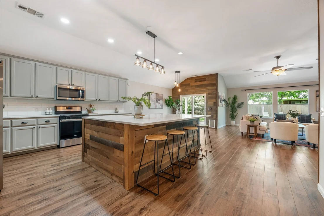 Photo of 712 Kingston Lacy BLVD