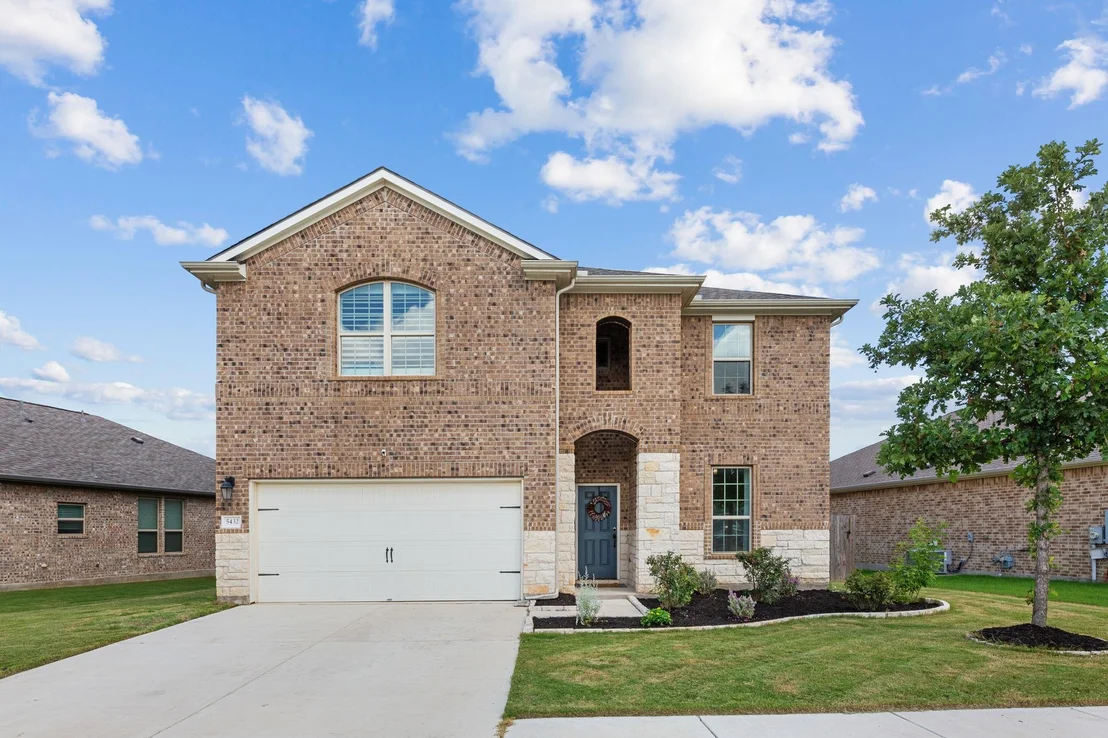 Photo of 5432 Vanner PATH
