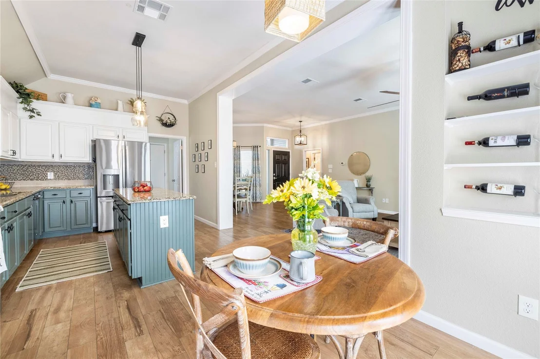 Photo of 301 Gann ST