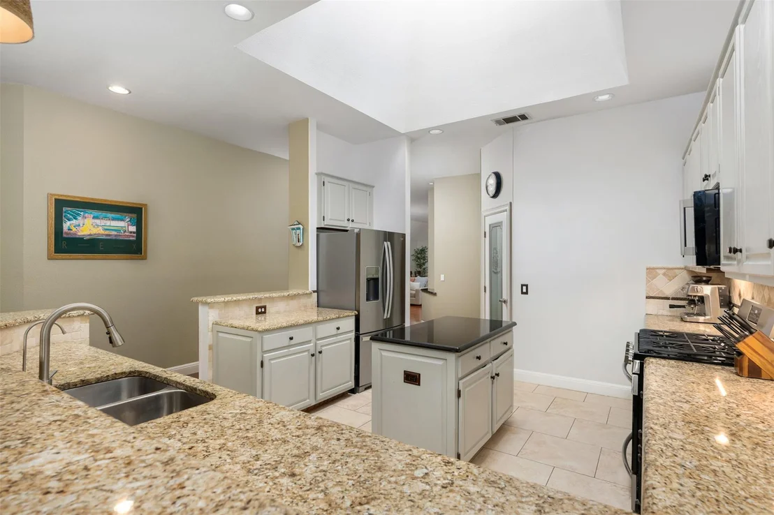 Photo of 6115 Back Bay LN