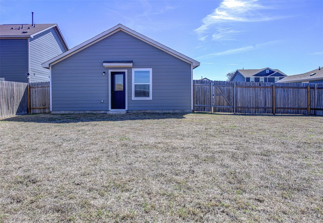 Photo of 517 Thunderstorm Ave