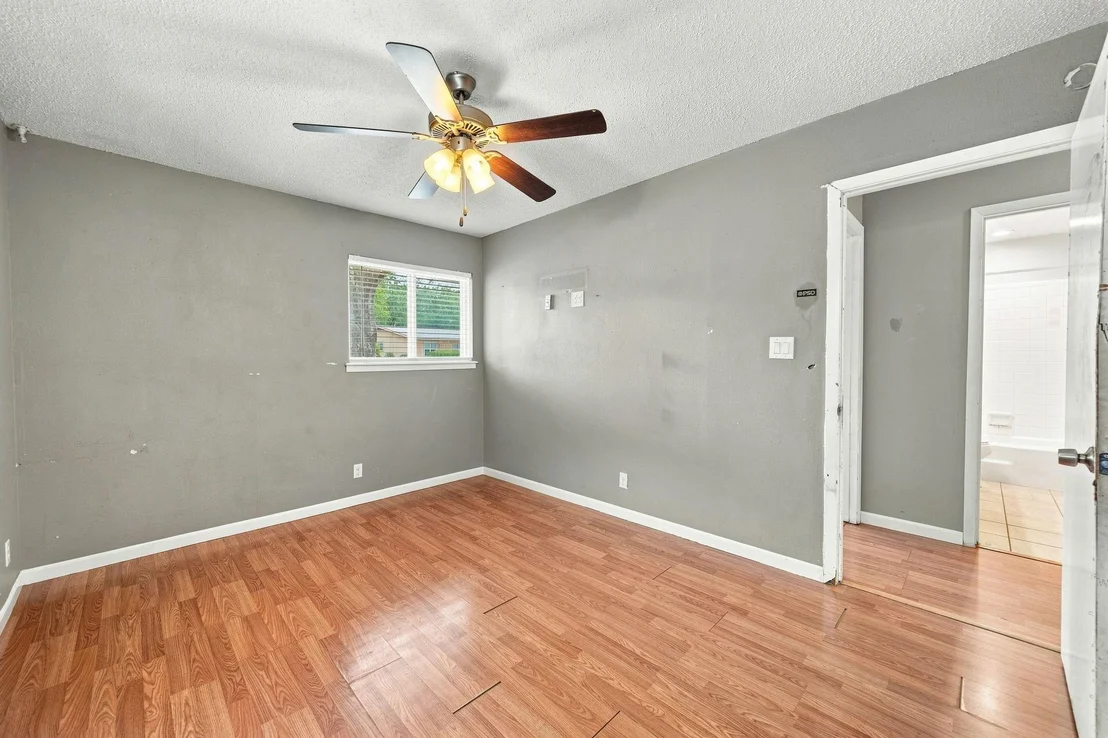 Photo of 7004 Whispering Oaks DR