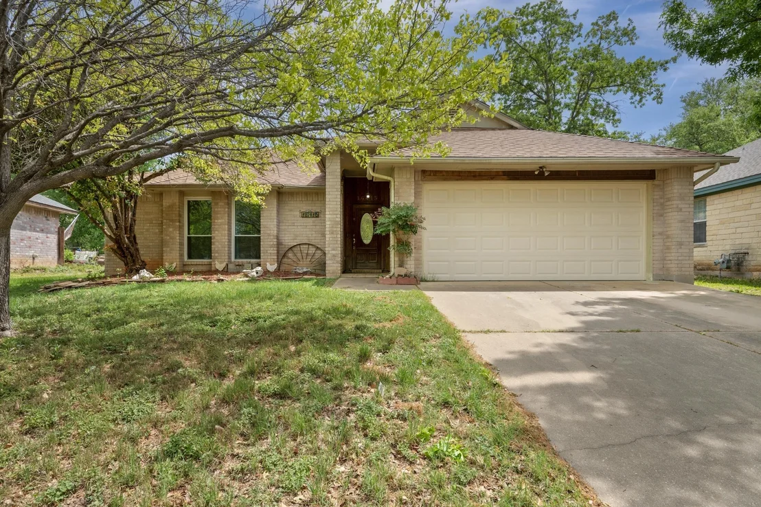 Photo of 16415 Lone Wolf DR