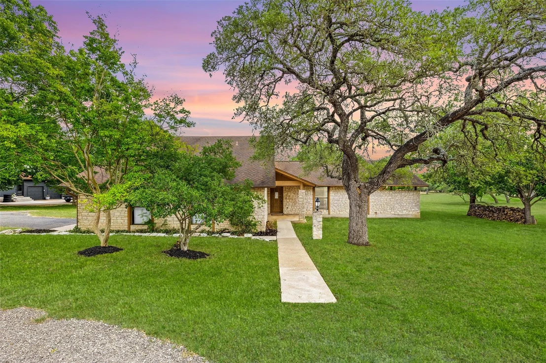 Photo of 708 Post Oak DR