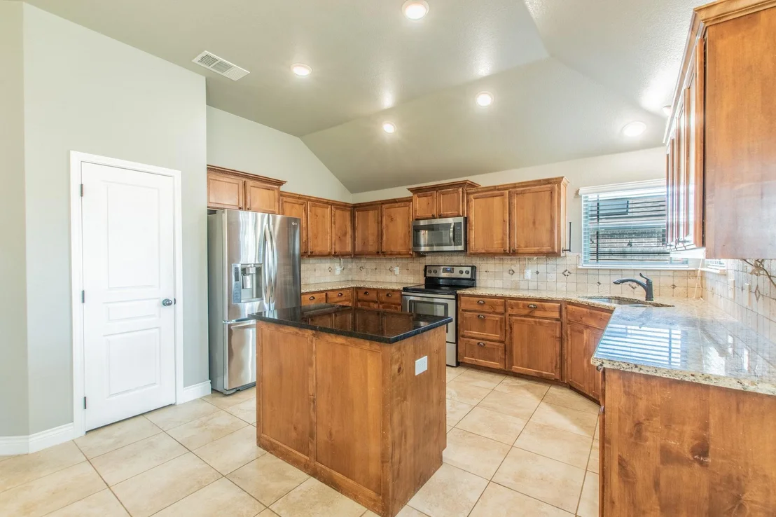 Photo of 2105 Briar Hollow DR