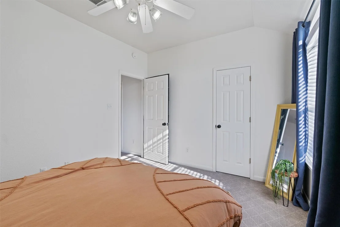 Photo of 902 Lavender CV
