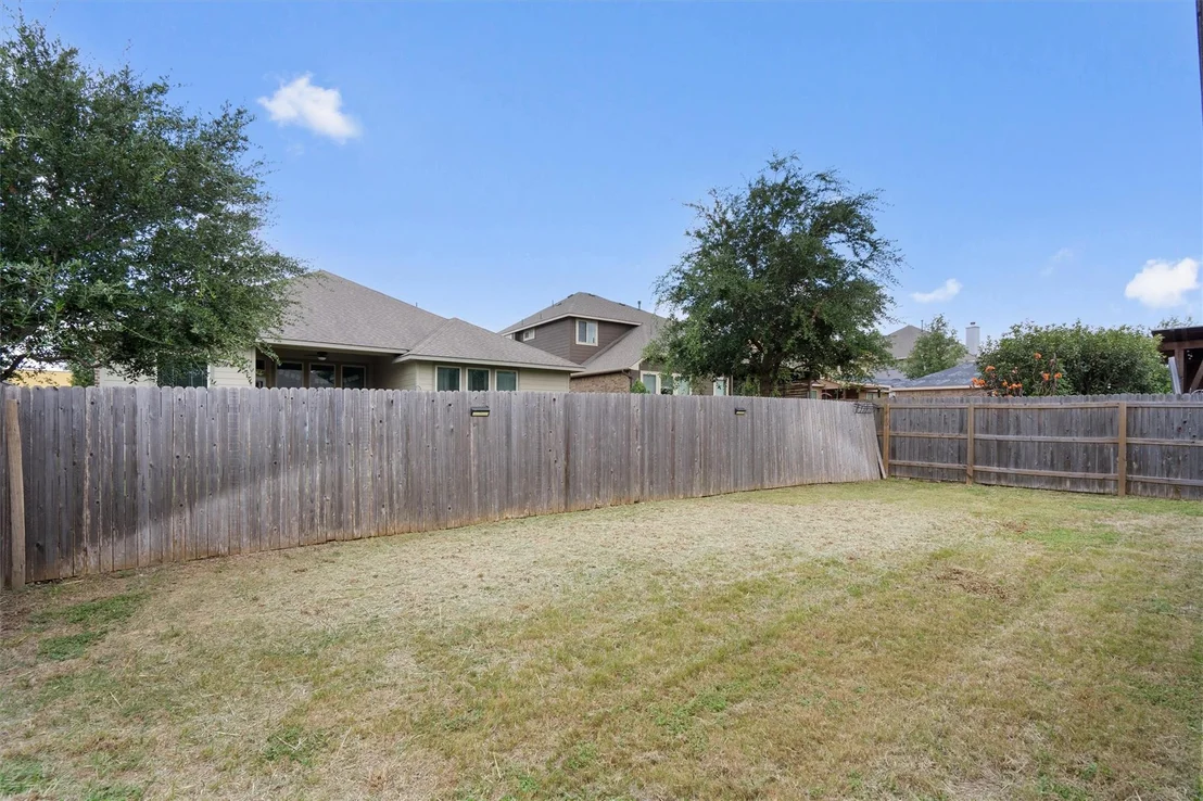 Photo of 1128 Clearwing CIR