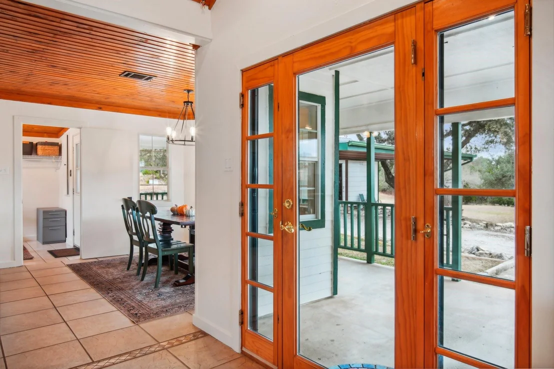 Photo of 1815 Spring Valley DR