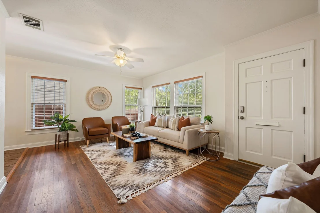 Photo of 3500 Lafayette Ave