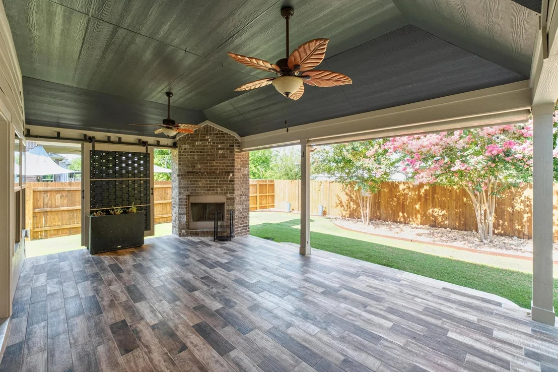 Photo of 21612 Hines LN