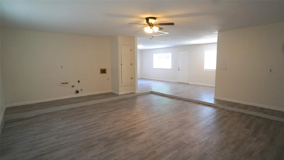 Photo of 1610 Parkside CIR