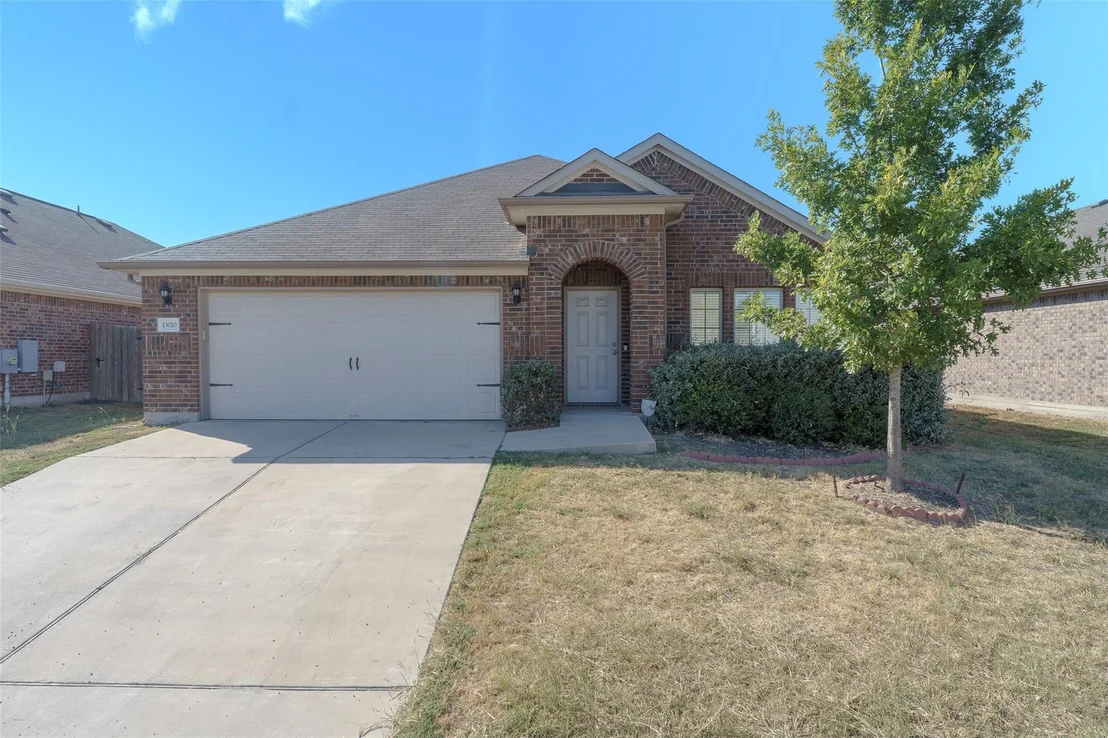 Photo of 13020 SE Kearns DR