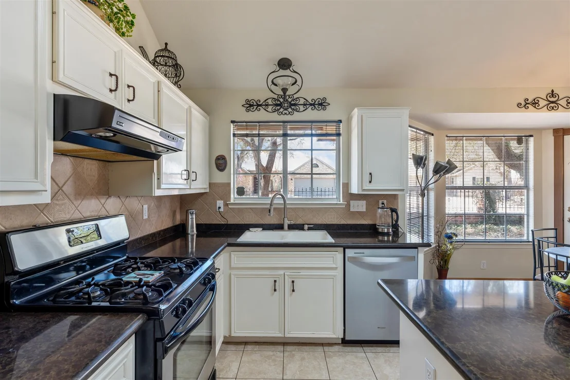 Photo of 1211 Sugarberry DR