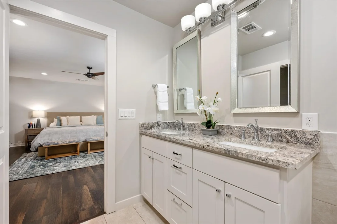 Photo of 4200 Edgemont DR