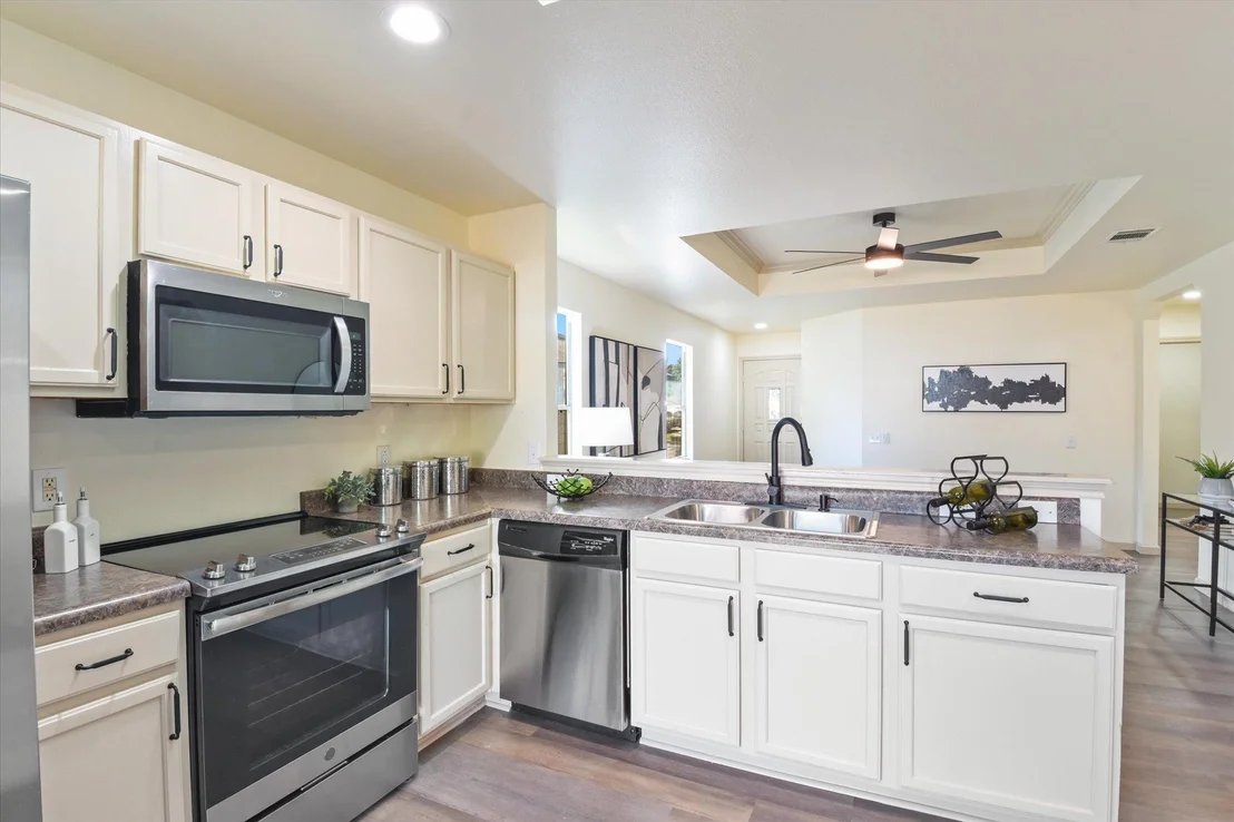 Photo of 5713 Las Alas TRL