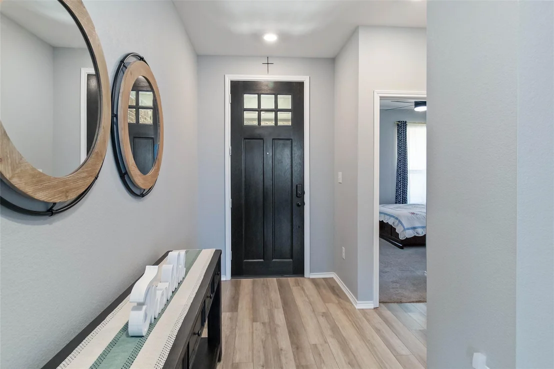 Photo of 101 Redcliff PATH