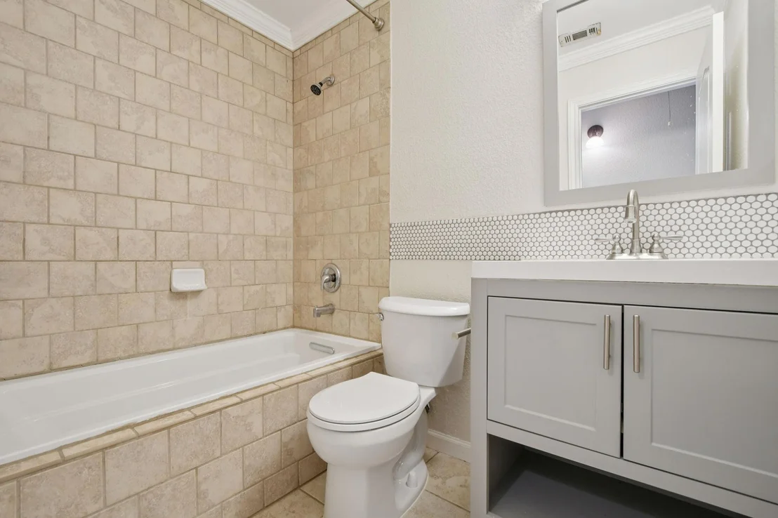 Photo of 1106 Red Bird DR