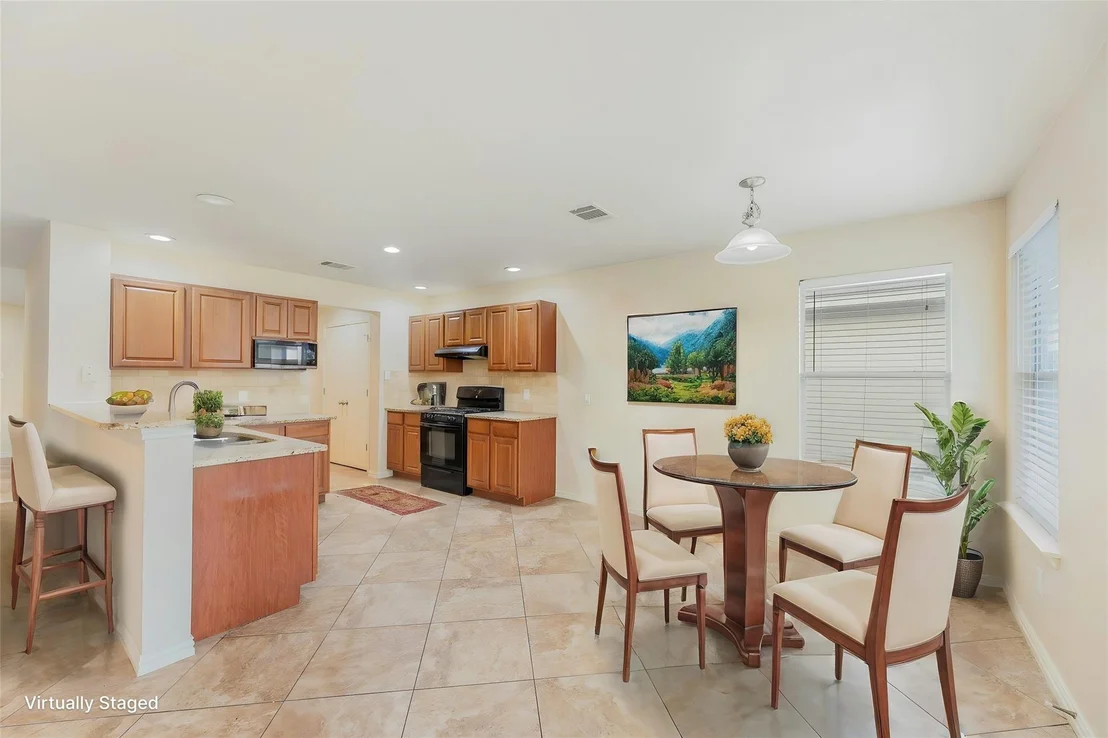 Photo of 18412 Sunhaven CV