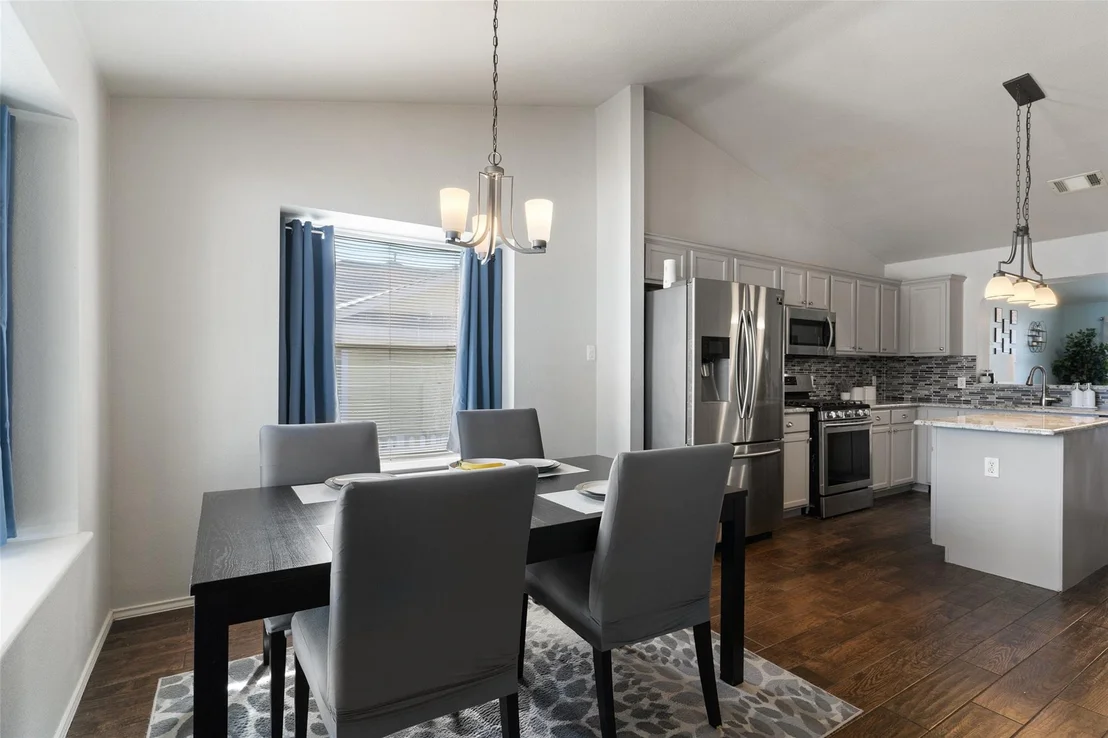 Photo of 4177 Mather