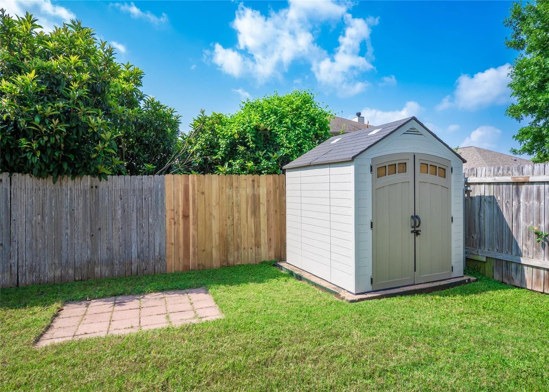 Photo of 7818 Squirrel Hollow DR