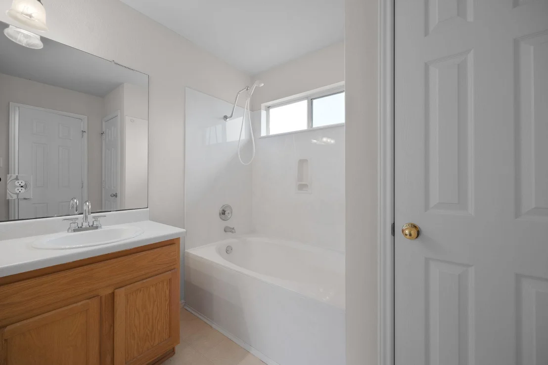 Photo of 904 Sally Lunn WAY