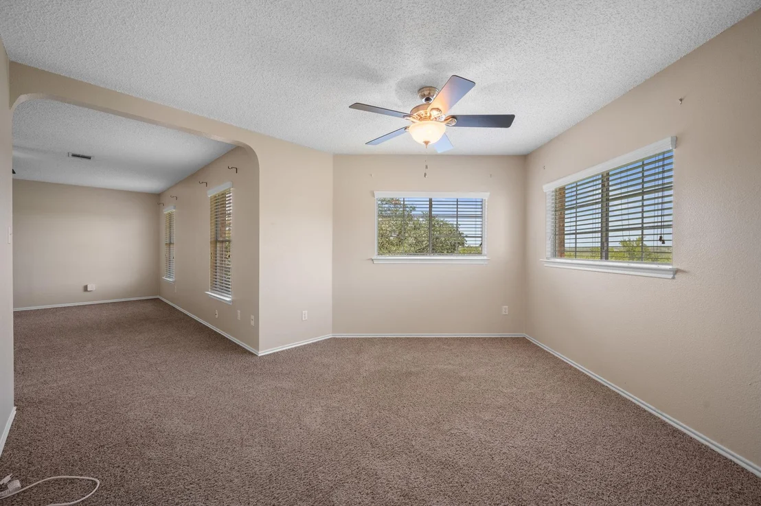 Photo of 2220 Kaiser DR