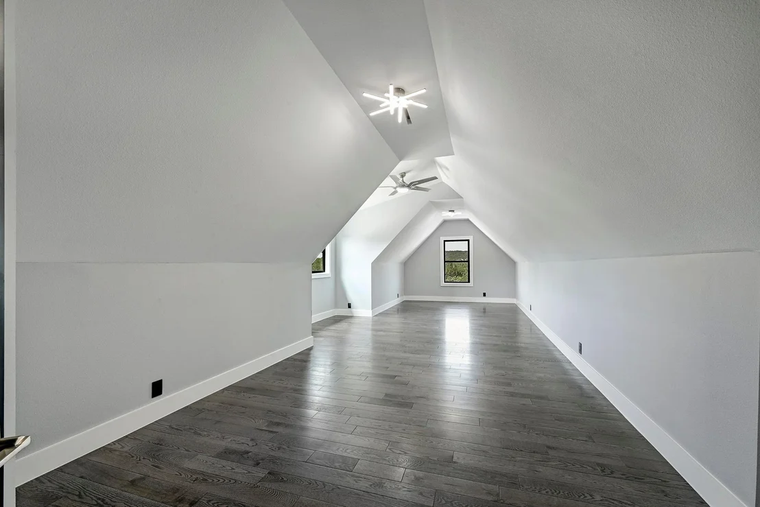 Photo of 304 Spring Hollow DR