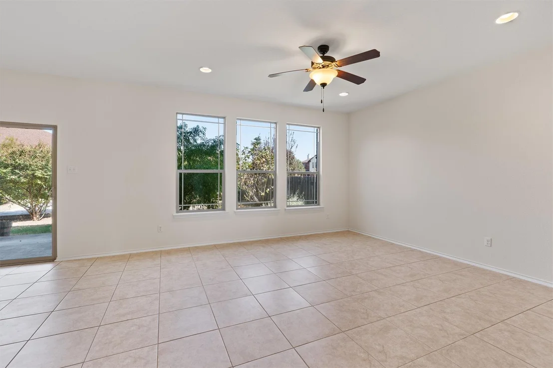 Photo of 804 Water Hyacinth LOOP