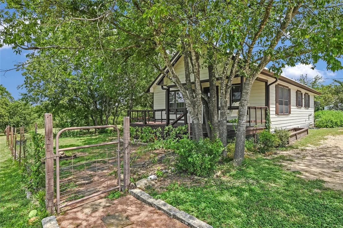 Photo of 600 County Road 152