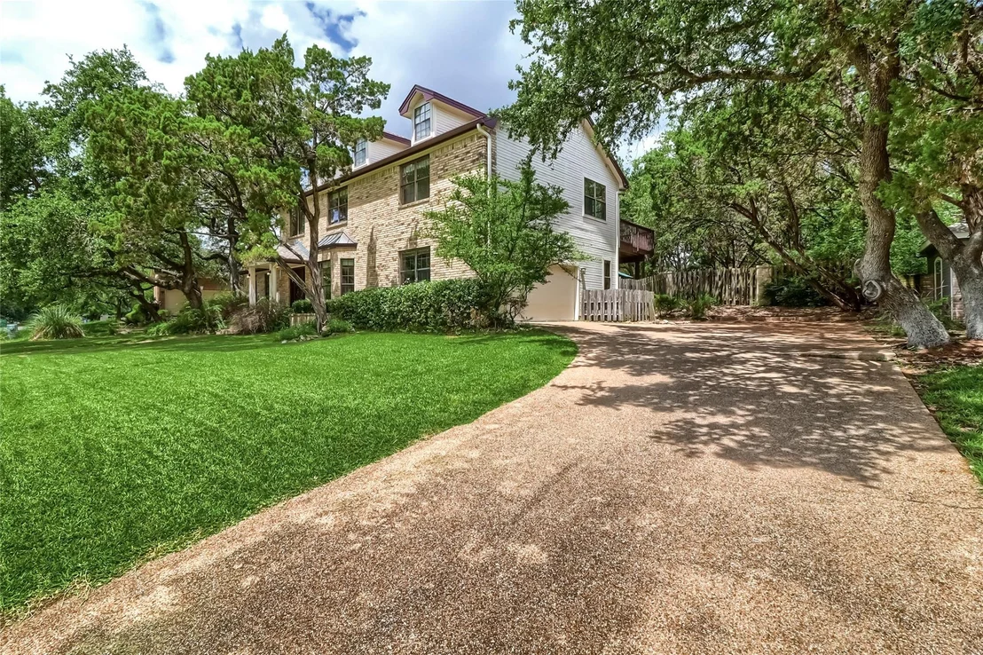 Photo of 213 Hurst Creek RD
