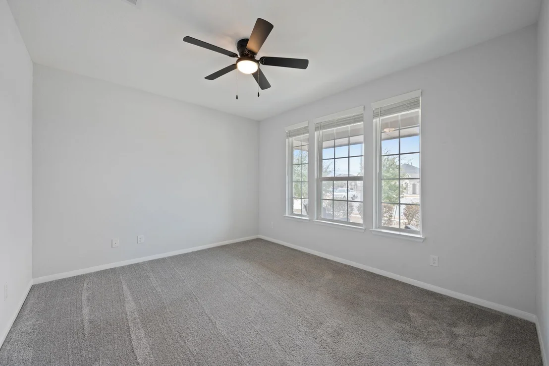 Photo of 6122 Genova PL