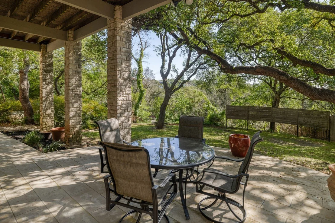 Photo of 5901 Lookout Mountain DR