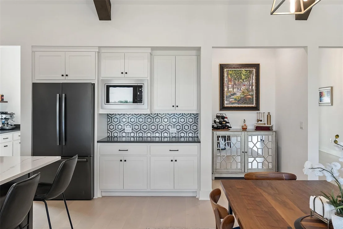 Photo of 544 Castillo BND
