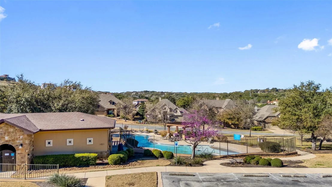 Photo of 302 Bellagio DR