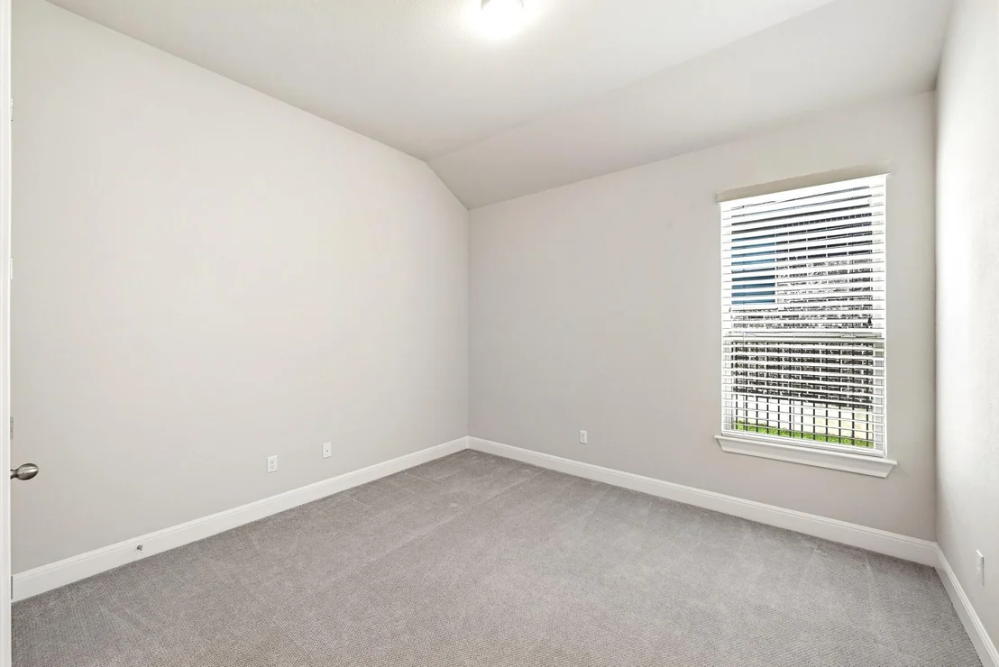 Photo of 2982 Reunion BLVD