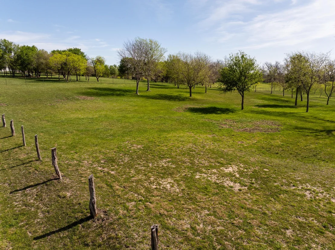 Photo of 2041 County Road 429