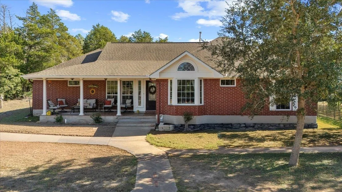 Photo of 110 Sky Ranch RD