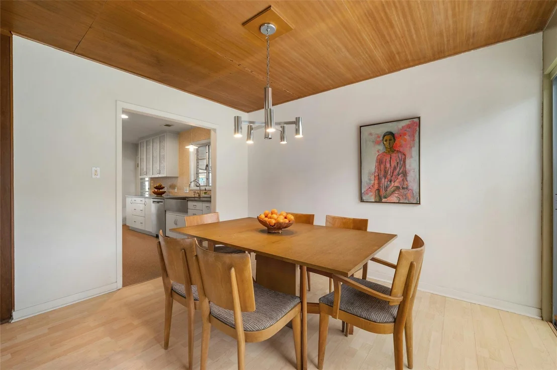 Photo of 1813 Vance CIR