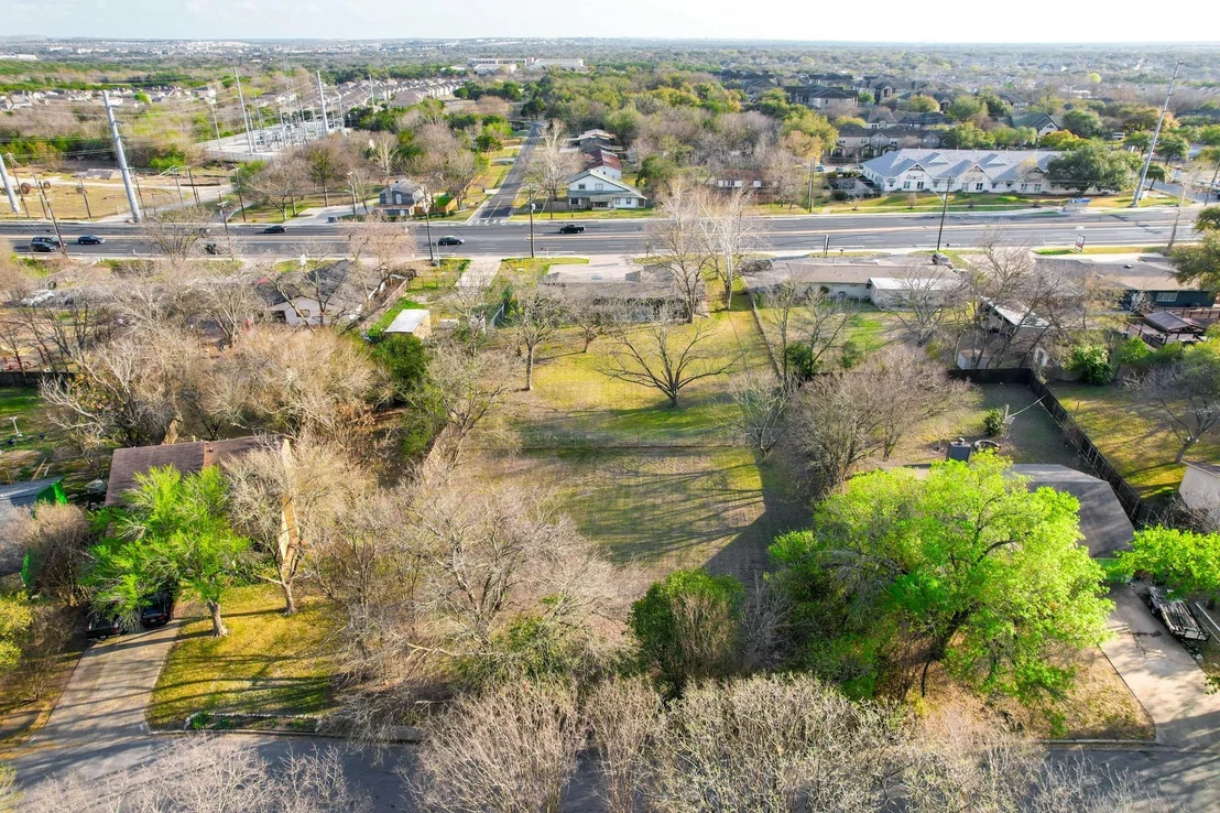 Photo of 9313 Independence LOOP
