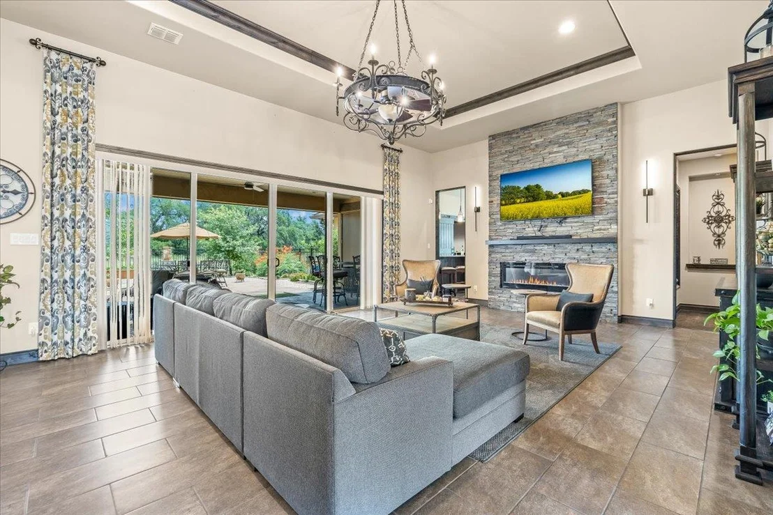 Photo of 742 Pacific PL