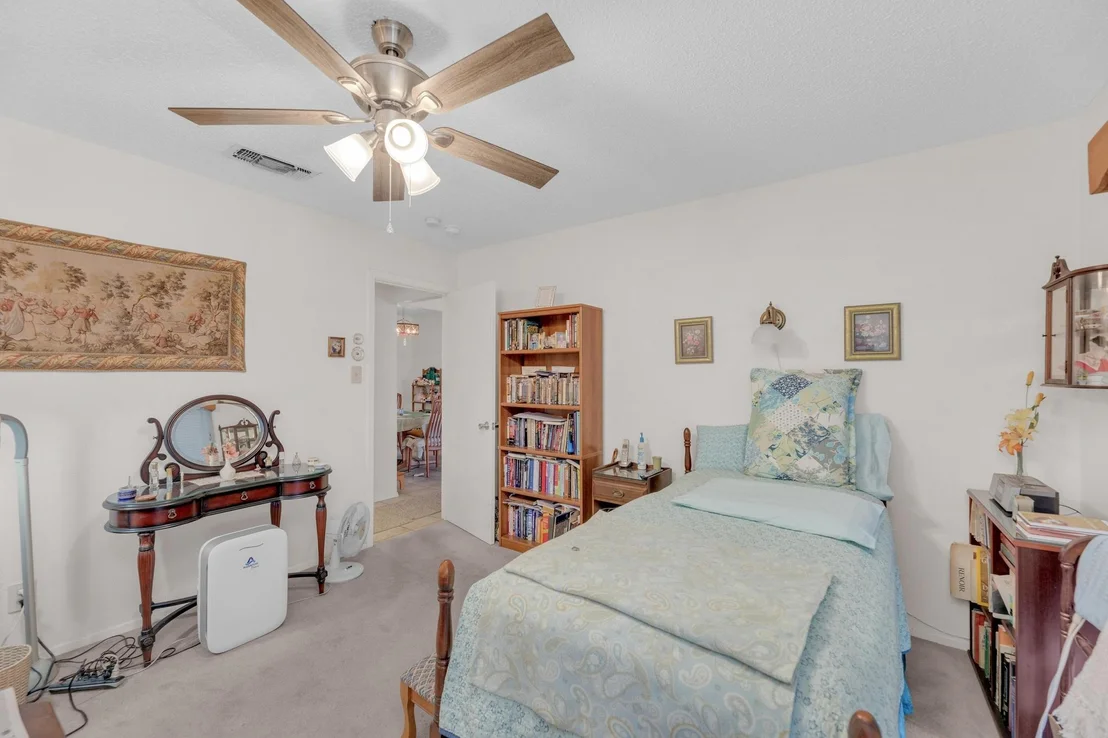 Photo of 3201 Foster LN