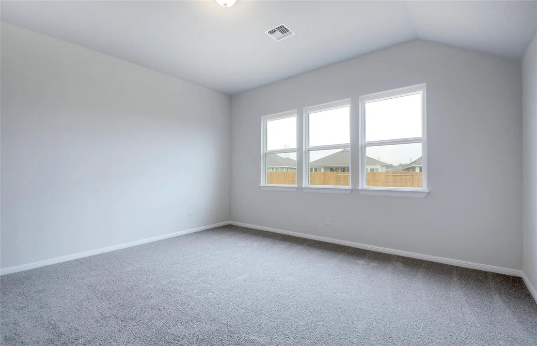 Photo of 134 Edgewater TRL