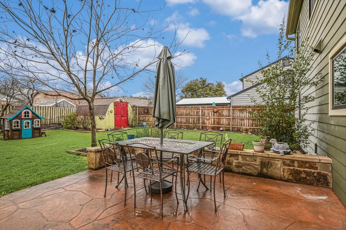 Photo of 205 Woodmont DR