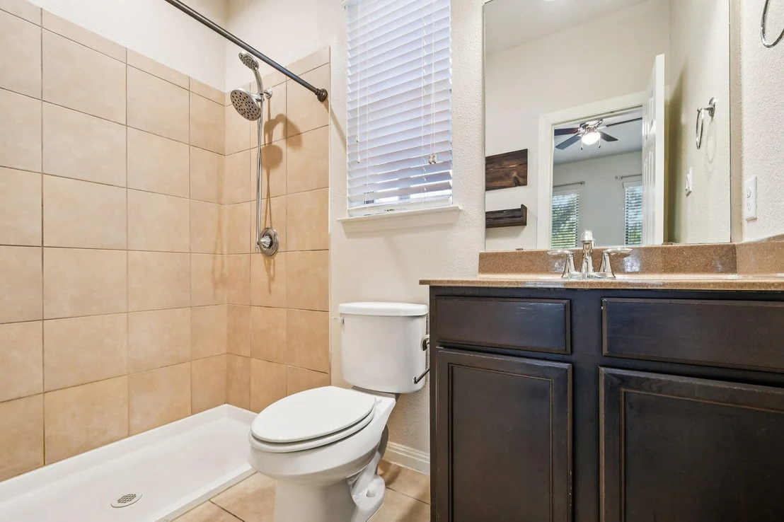 Photo of 634 Irvin DR